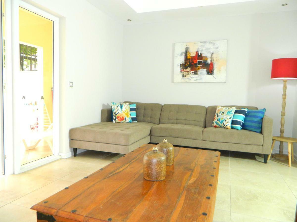 גראנדה באיה Ariel Beach Villa* מראה חיצוני תמונה